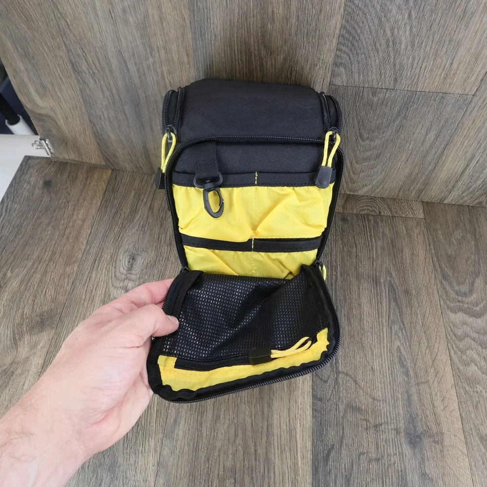 Mountainsmith Quickfire M Camera Bag Black Padded DSLR Case Holster NEW